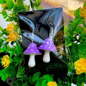 Purple mushroom earrings 🍄 buy 3 get 2 free